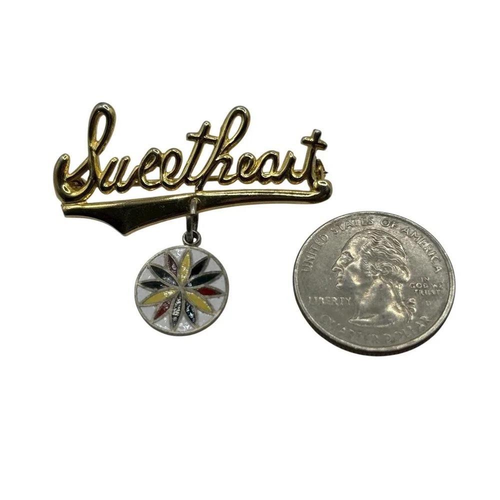 Sweetheart Brooch Pin Dutch Hex Enamel Dangle Charm Gold Tone Vintage‎ Gift Love